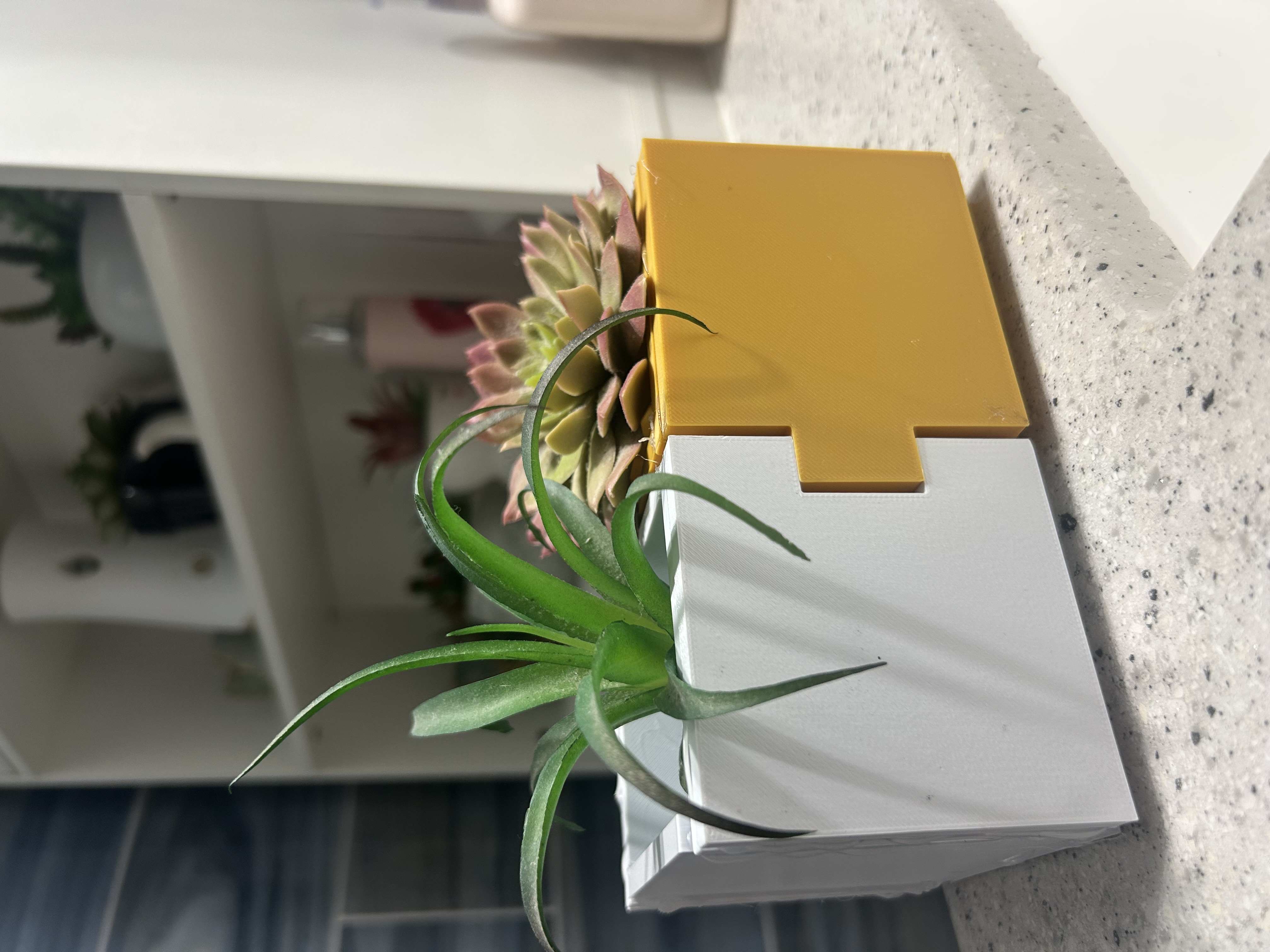 Plant Pots with puzzle like features